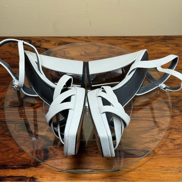 Franco Sarto Damilis Platform Sandal in Stone - Picture 11 of 15